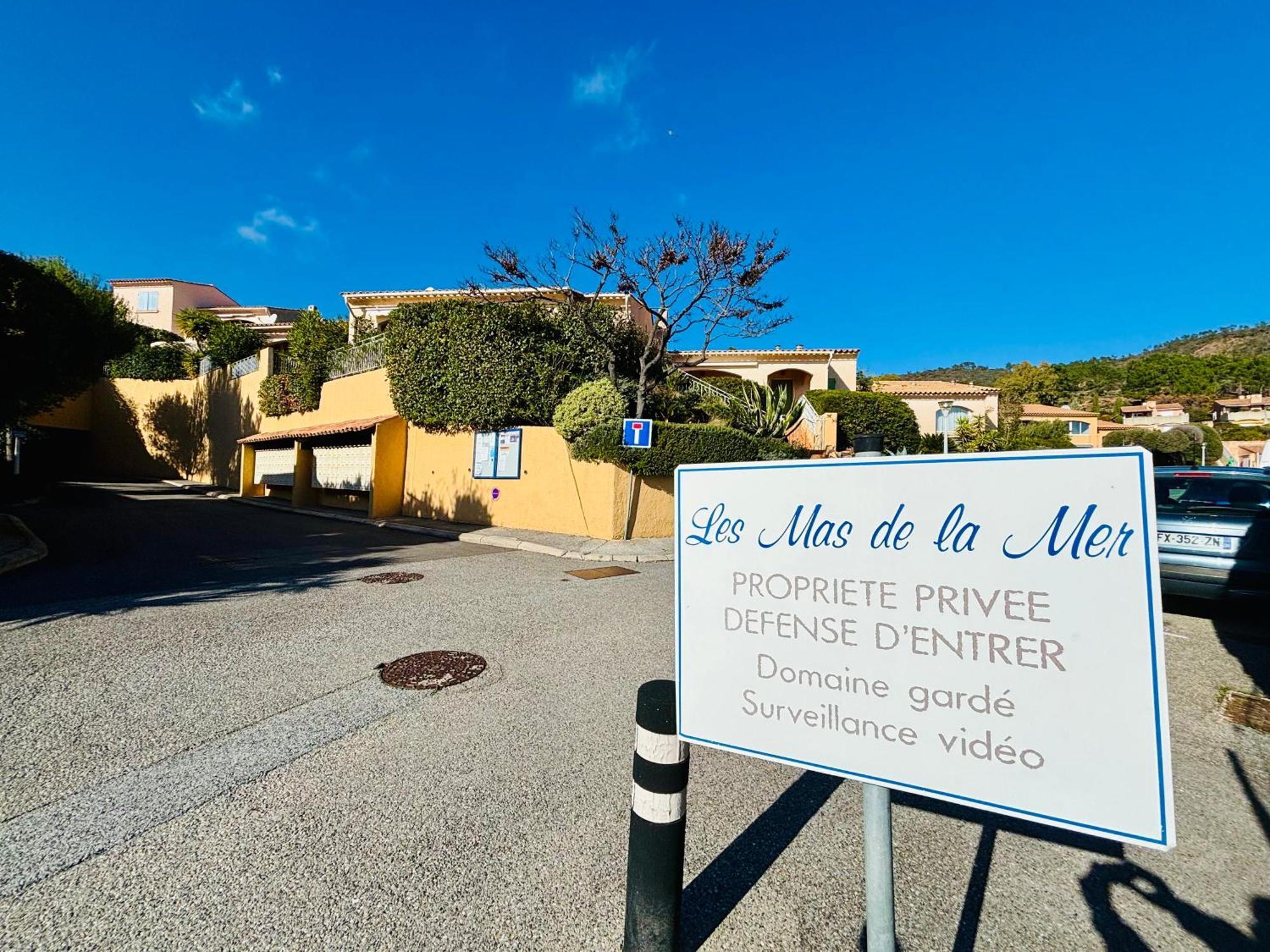 Charmant deux pièces avec une vue imprenable sur la crique Nôtre-Dame Théoule-sur-Mer Exterior foto